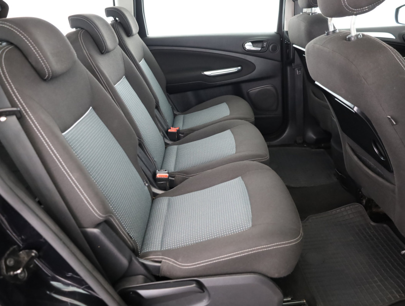 Ford Galaxy, 2010