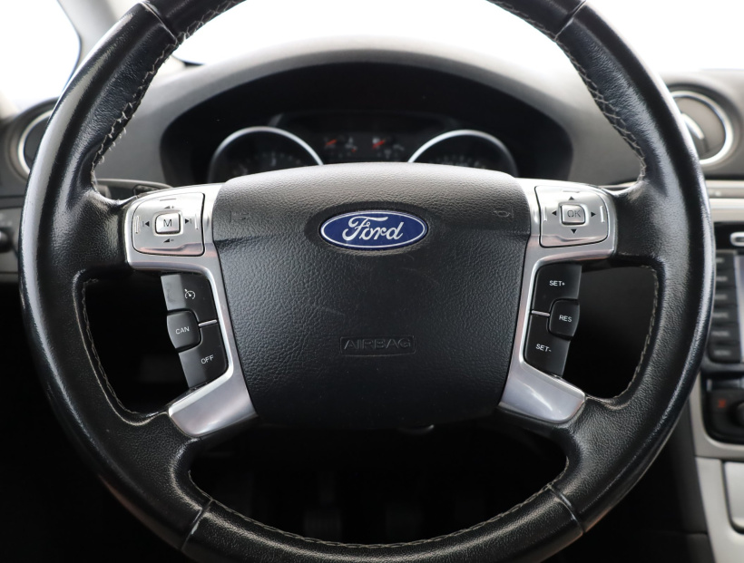 Ford Galaxy, 2010