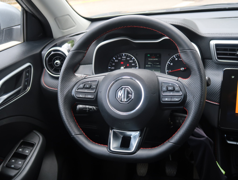 MG ZS SUV, 2023