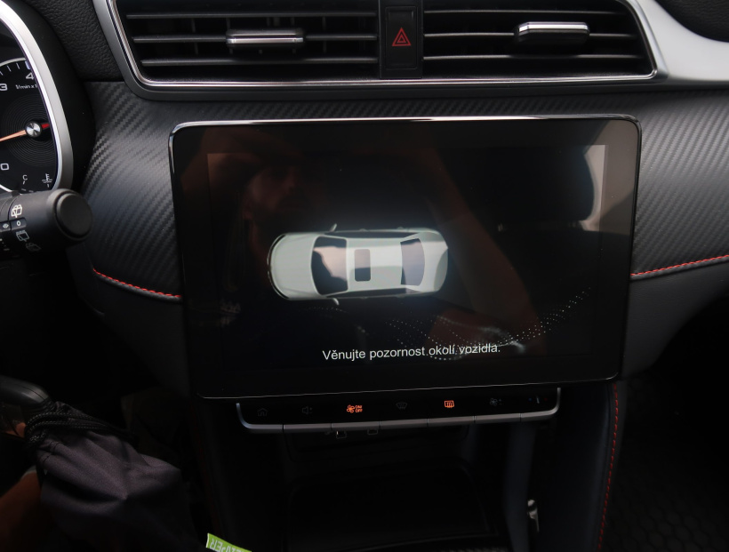 MG ZS SUV, 2023