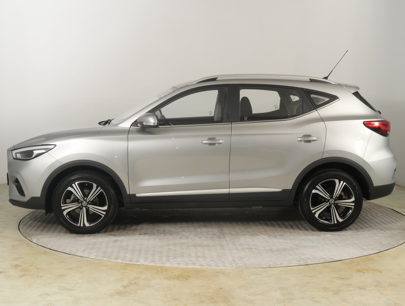 MG ZS SUV, 2023