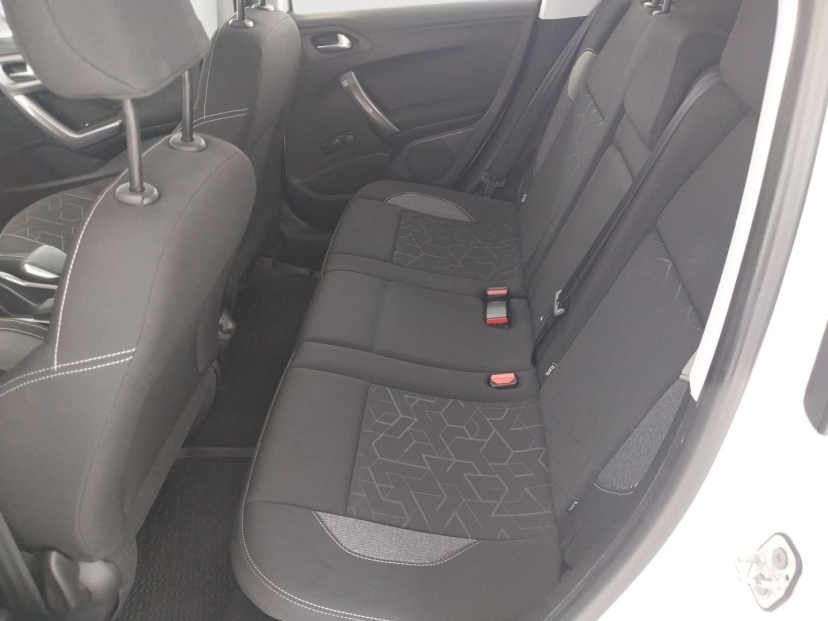 Peugeot 2008, 2017