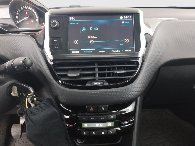 Peugeot 2008, 2017