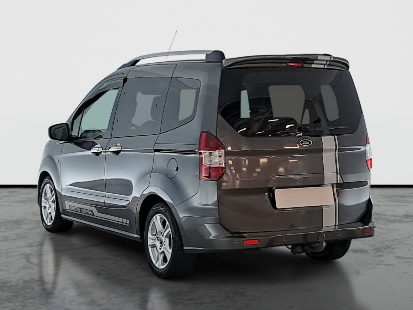 Ford Tourneo Courier, 2021