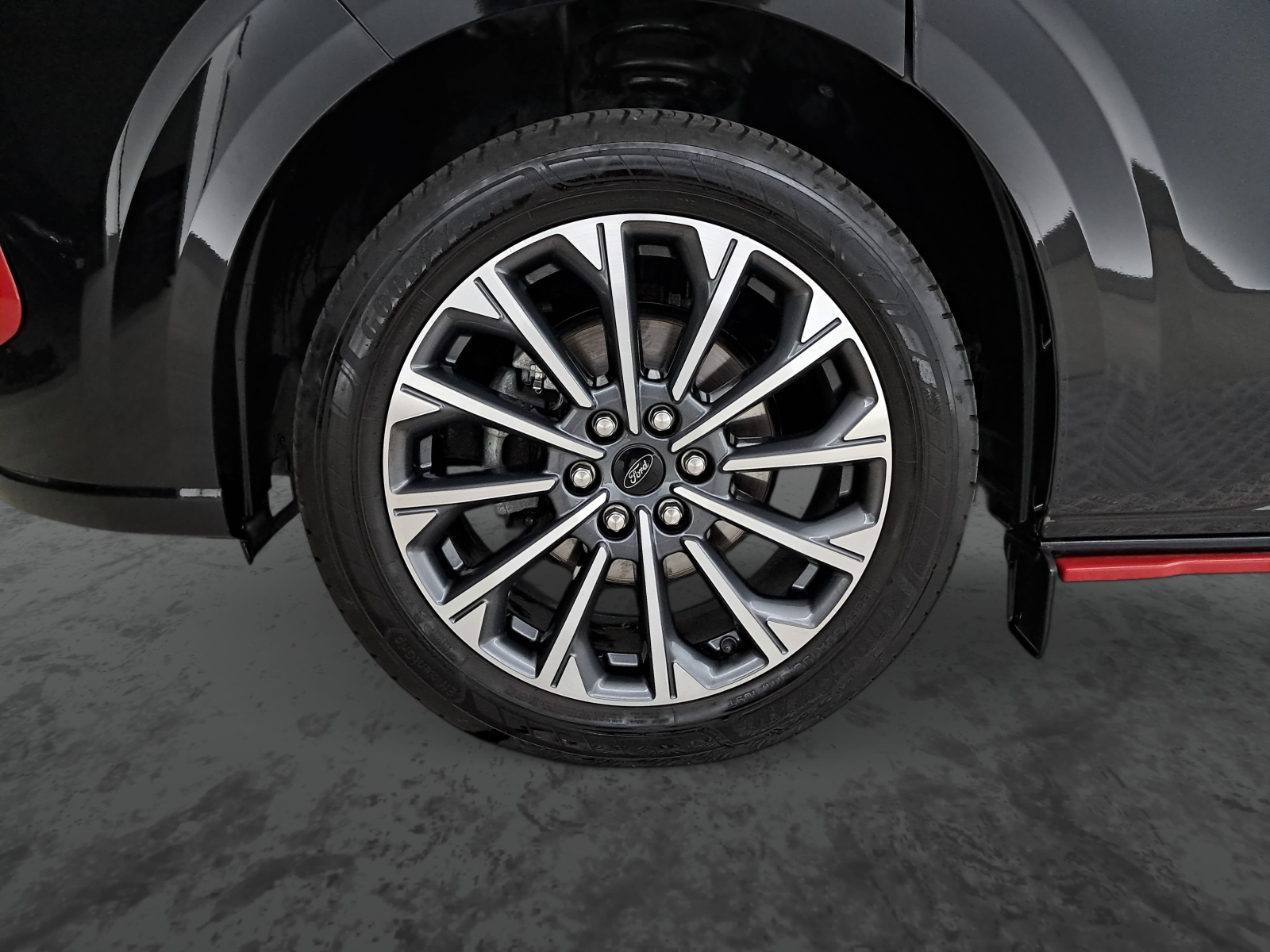 Ford Tourneo Custom - 2025