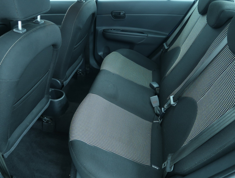 Hyundai Accent, 2011