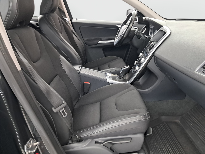 Volvo XC60, 2015