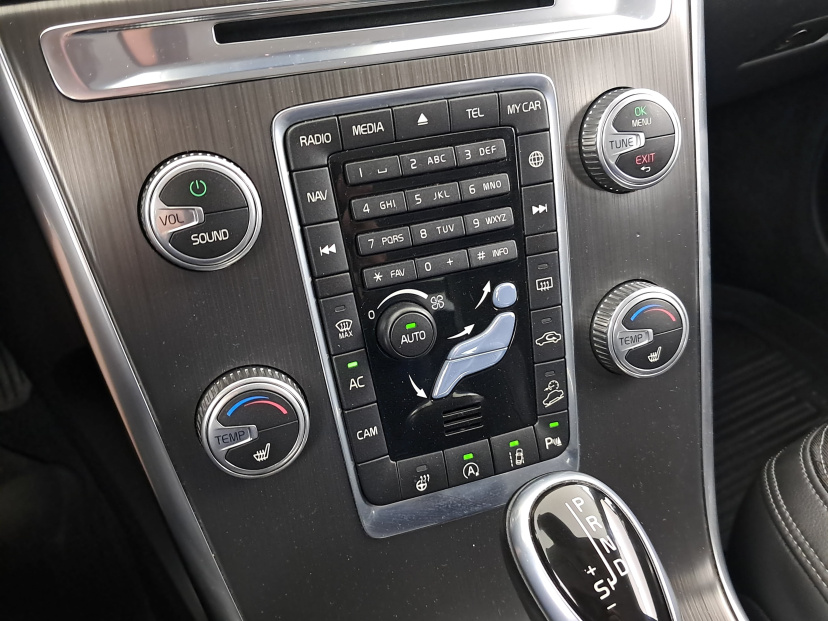 Volvo XC60, 2015
