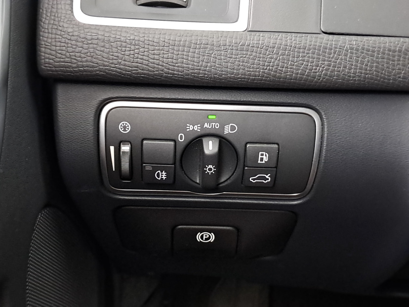 Volvo XC60, 2015