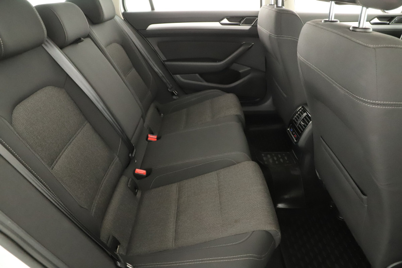 Volkswagen Passat, 2019