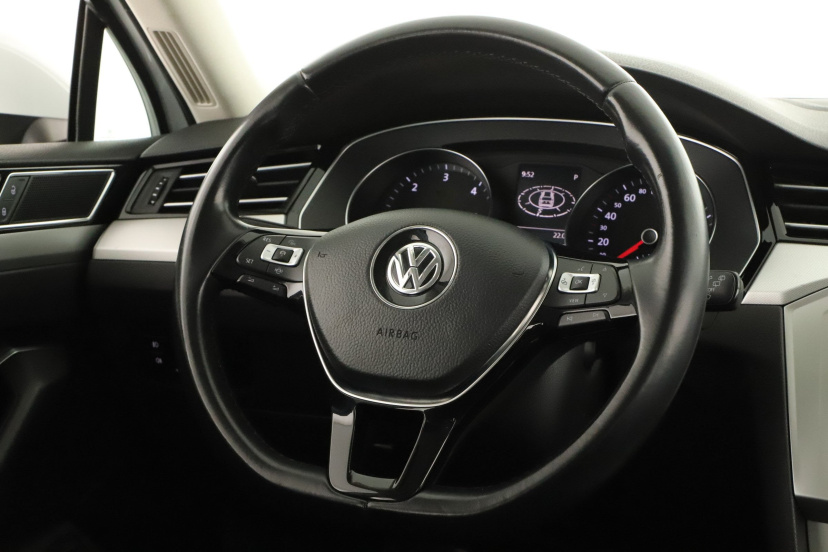Volkswagen Passat, 2019