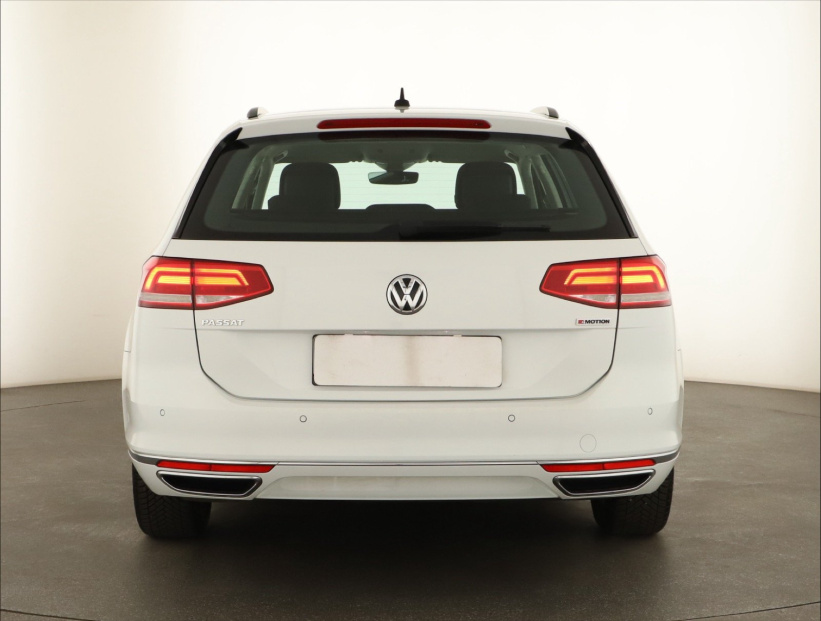 Volkswagen Passat, 2019