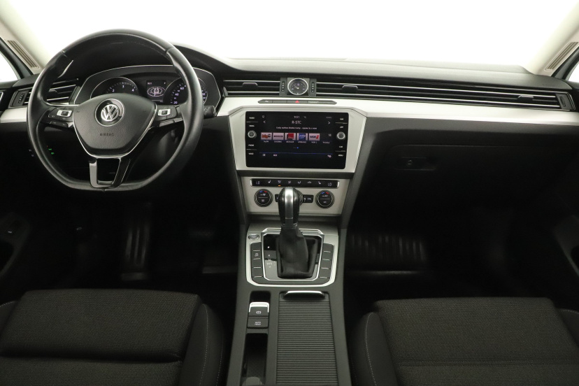 Volkswagen Passat, 2019