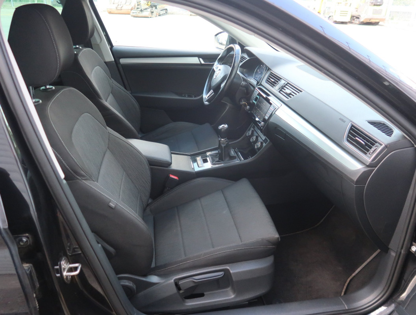Škoda Superb, 2016