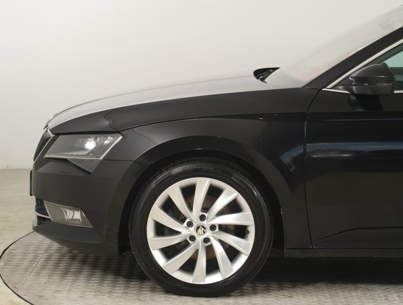 Škoda Superb, 2016