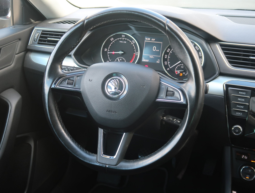 Škoda Superb, 2016