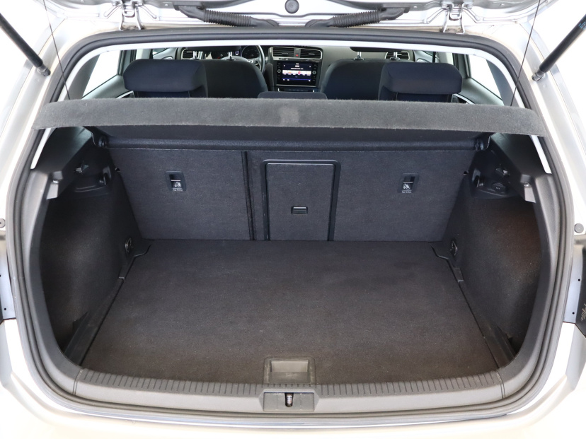 Volkswagen Golf, 2019