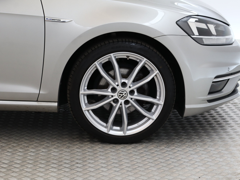 Volkswagen Golf, 2019