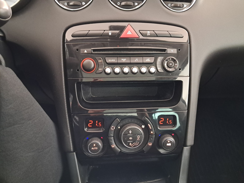 Peugeot 308, 2013