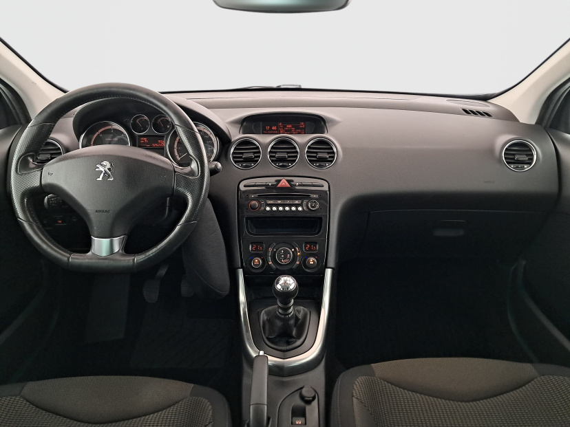 Peugeot 308, 2013