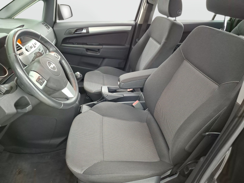 Opel Zafira, 2013