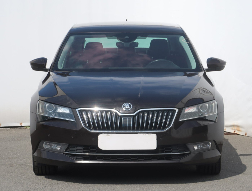 Škoda Superb, 2016