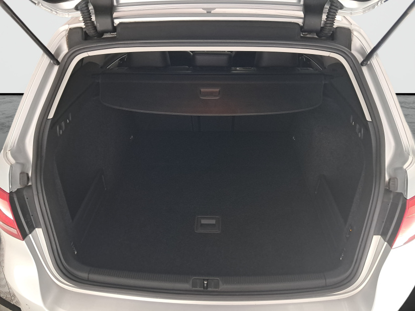 Volkswagen Passat, 2011
