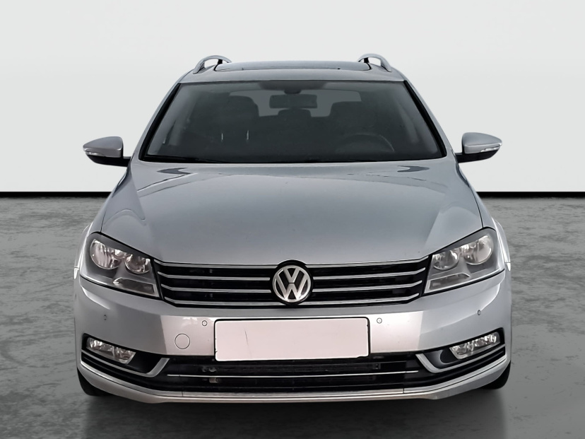 Volkswagen Passat, 2011