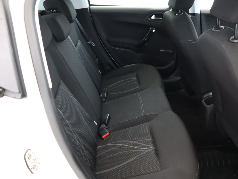 Peugeot 208, 2014