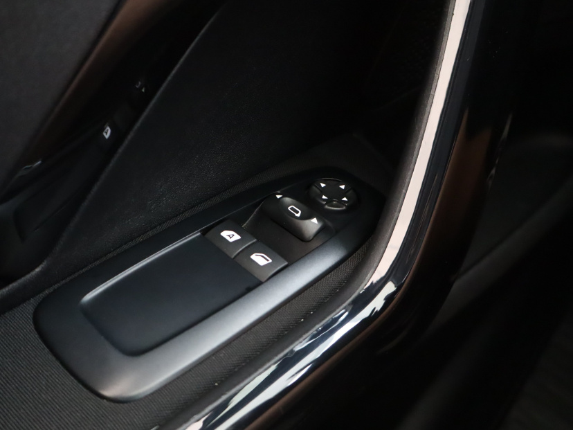 Peugeot 208, 2014