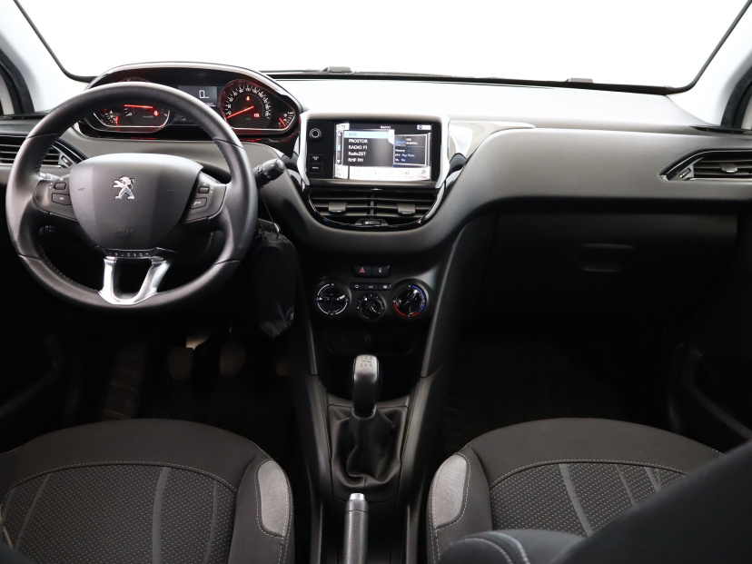 Peugeot 208, 2014