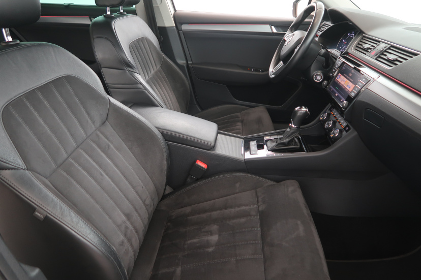 Škoda Superb, 2016