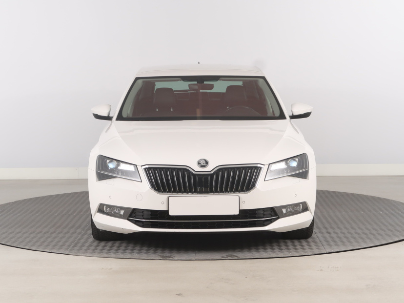 Škoda Superb, 2016
