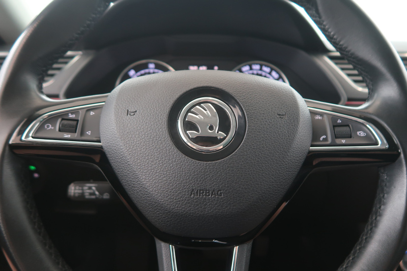 Škoda Superb, 2016