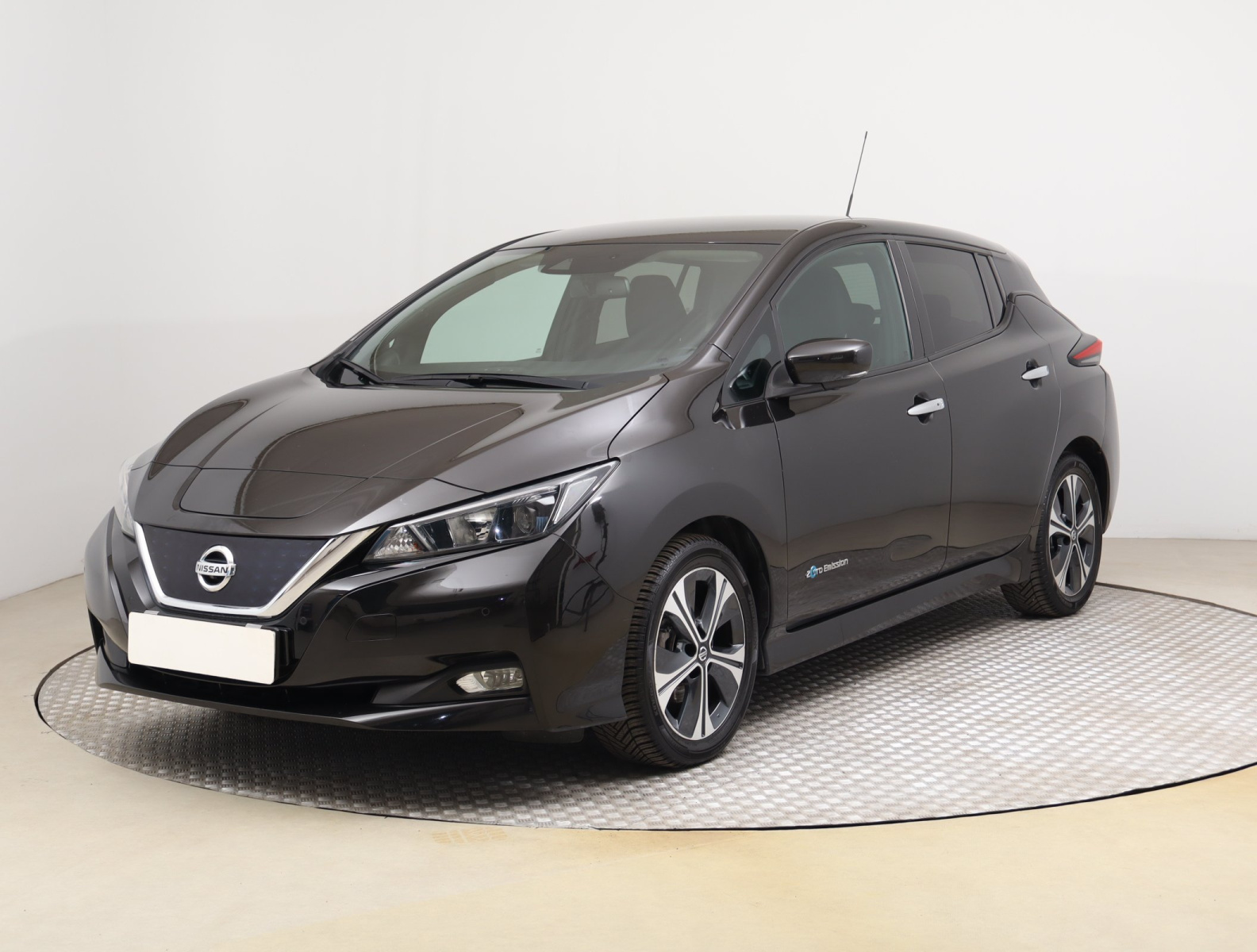 Nissan Leaf 40 kWh, 2018 3