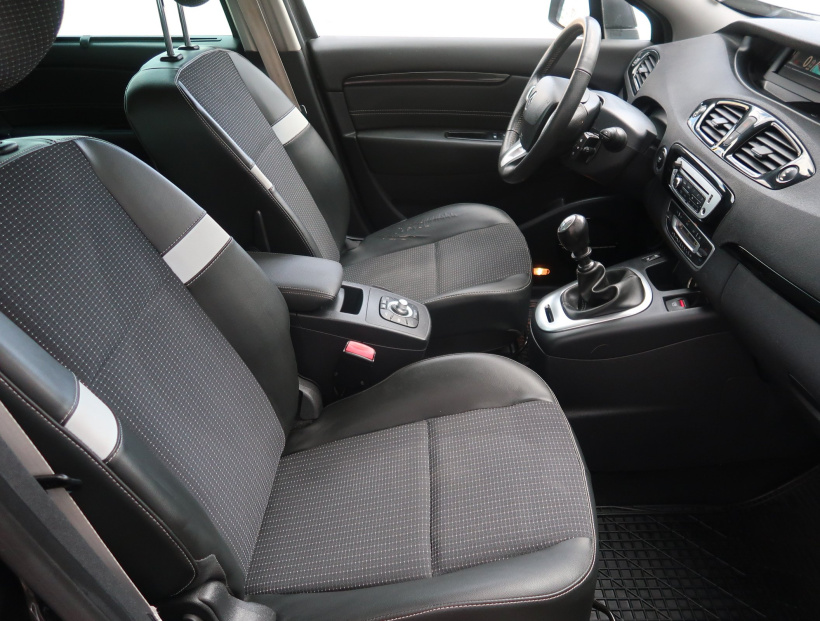 Renault Grand Scenic, 2012