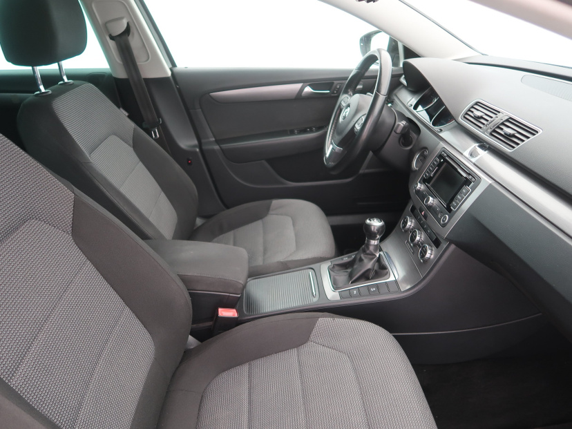 Volkswagen Passat, 2012