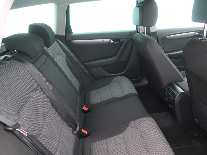 Volkswagen Passat, 2012