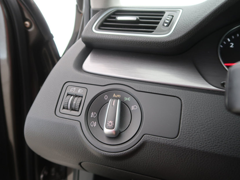 Volkswagen Passat, 2012