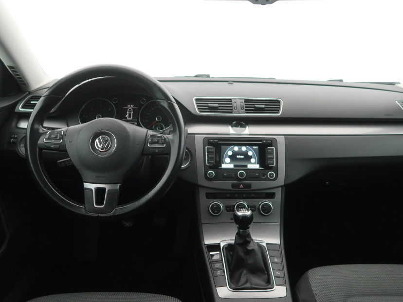 Volkswagen Passat, 2012