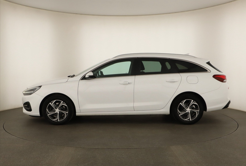 Hyundai i30, 2023