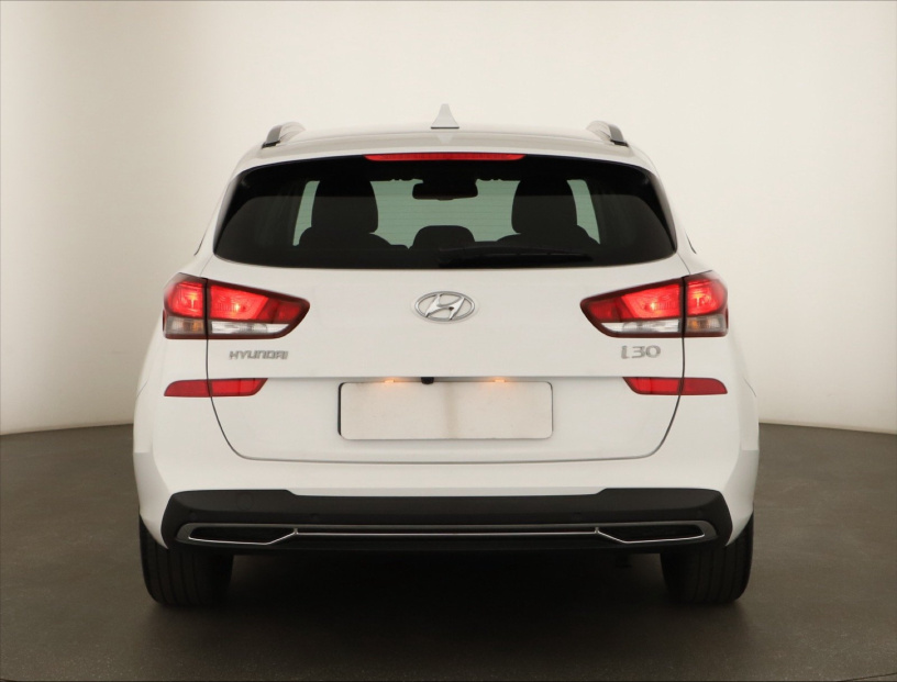 Hyundai i30, 2023