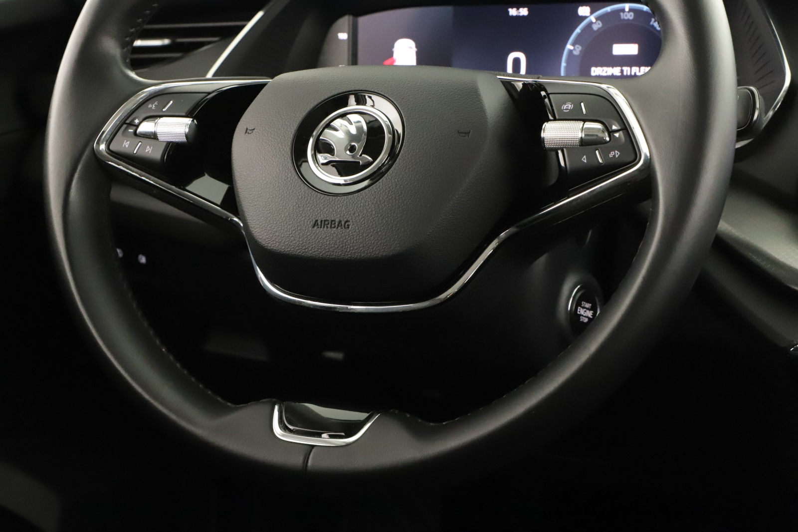 Škoda Octavia - 2023