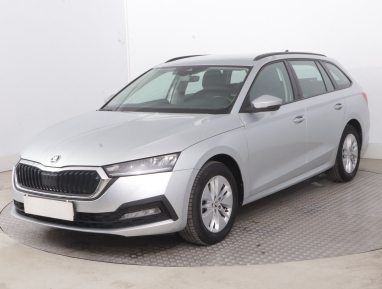 Škoda Octavia - 2023