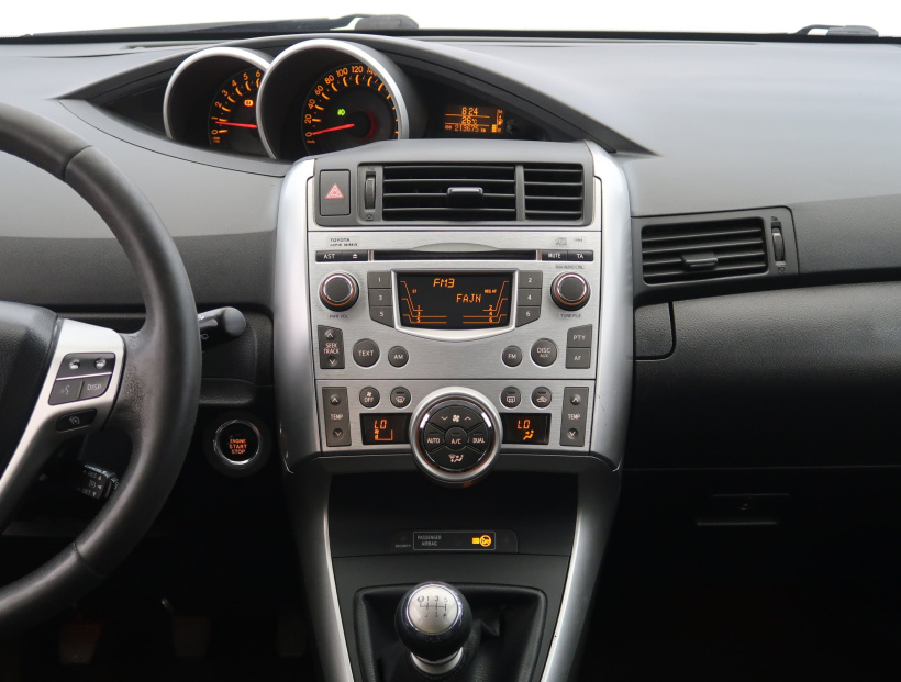 Toyota Verso, 2010