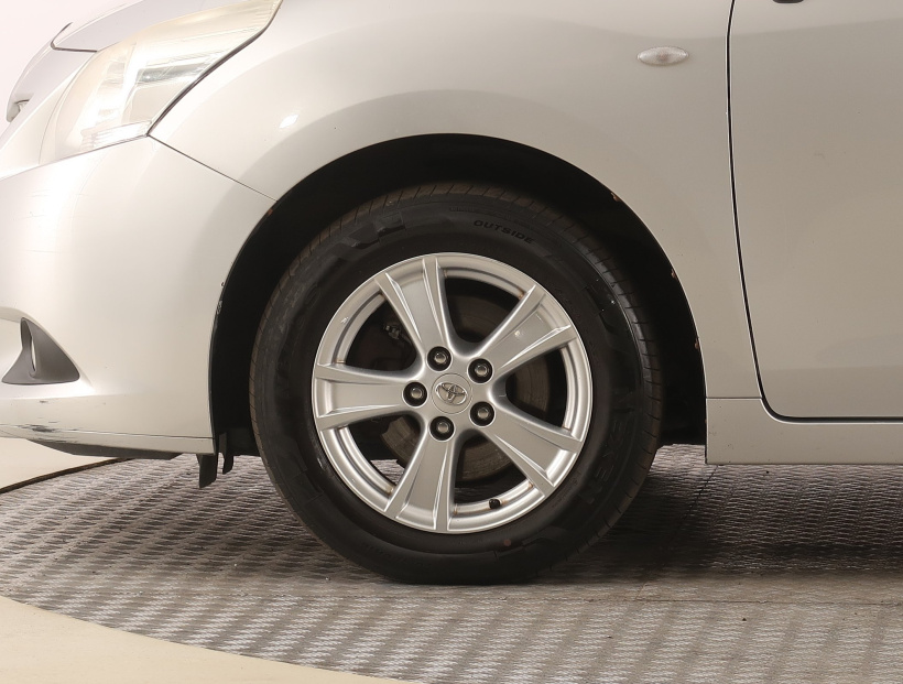 Toyota Verso, 2010