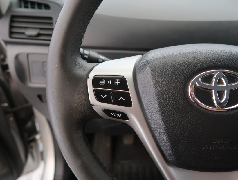 Toyota Verso, 2010