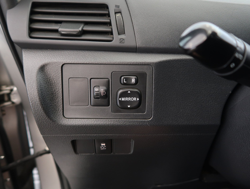 Toyota Verso, 2010