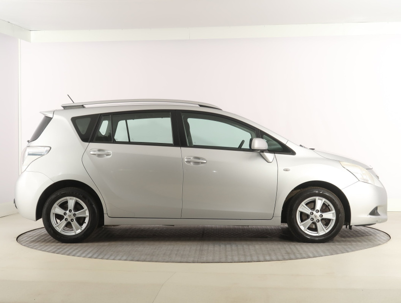 Toyota Verso, 2010