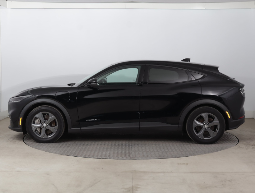 Ford Mustang Mach-E, 2021